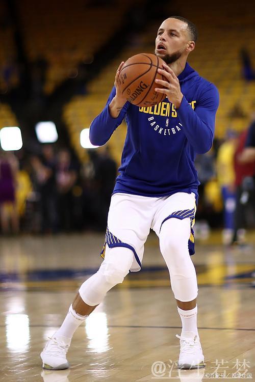 勇士末节翻盘鹈鹕 库里23+6巴特勒18+10